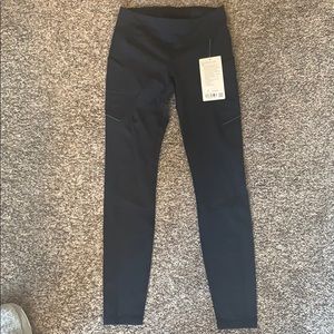 Lululemon Speed Up MR Tight 28”